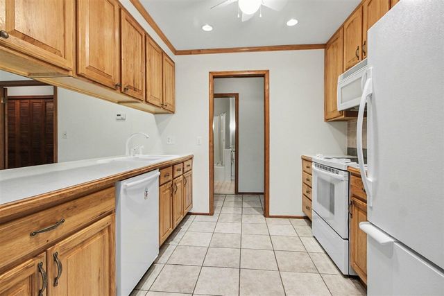 37625 Whitney Drive, Wayne, MI 48184