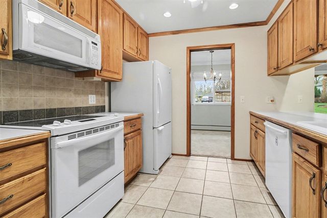 37625 Whitney Drive, Wayne, MI 48184