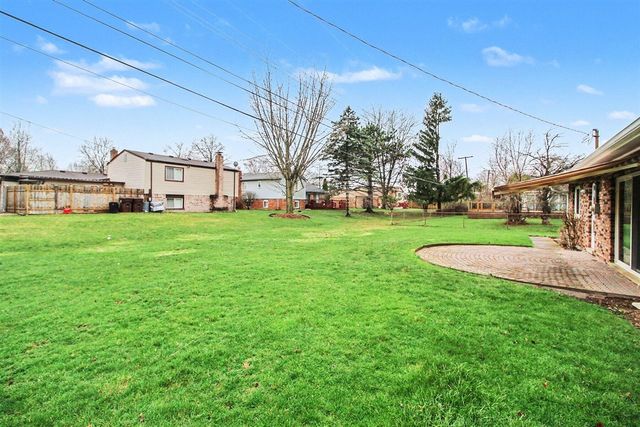37625 Whitney Drive, Wayne, MI 48184