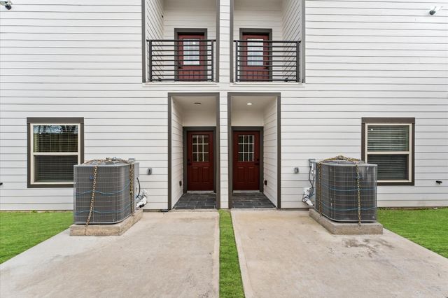 1906 Dismuke Street B, Houston, TX 77023