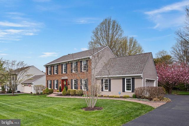 16 REVELSTONE DR, Newark, DE 19711