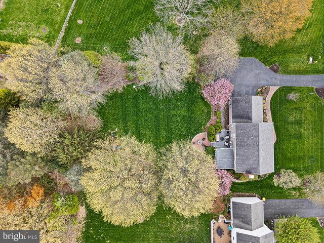 16 REVELSTONE DR, Newark, DE 19711