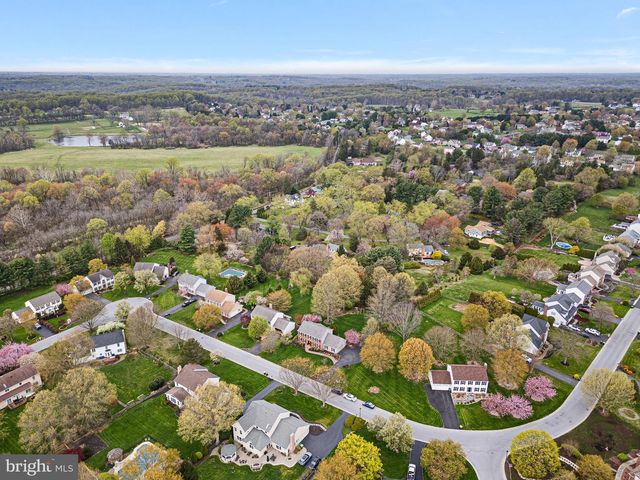 16 REVELSTONE DR, Newark, DE 19711