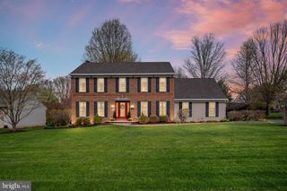 16 REVELSTONE DR, Newark, DE 19711