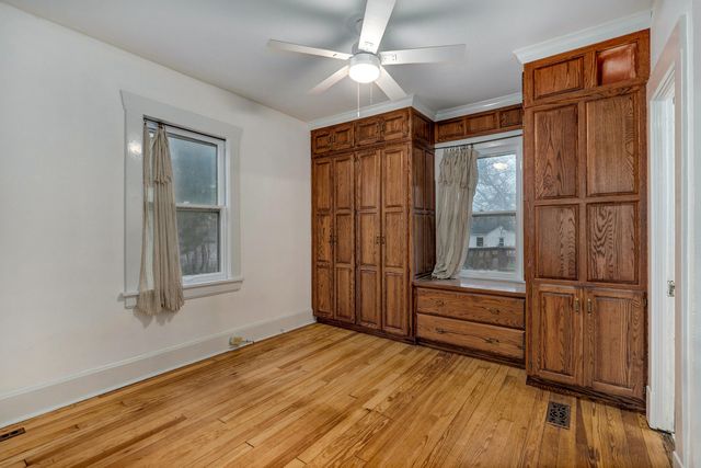 1135 S Ferguson Avenue, Springfield, MO 65807