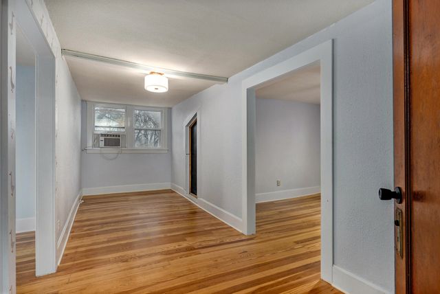 1135 S Ferguson Avenue, Springfield, MO 65807