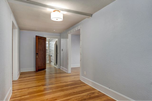 1135 S Ferguson Avenue, Springfield, MO 65807