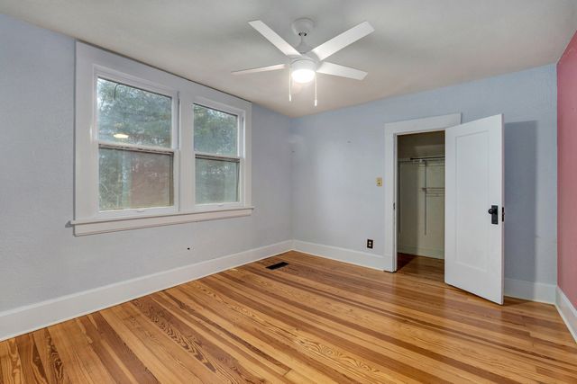 1135 S Ferguson Avenue, Springfield, MO 65807