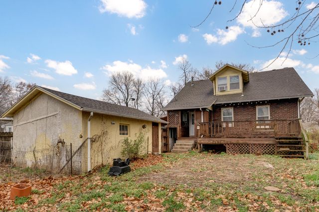 1135 S Ferguson Avenue, Springfield, MO 65807