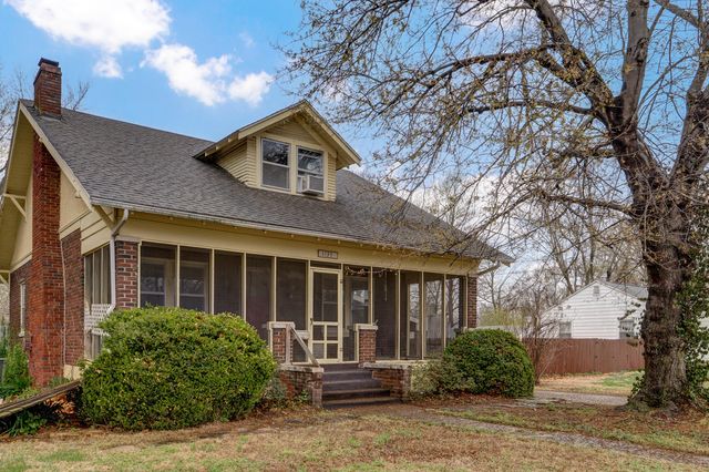 1135 S Ferguson Avenue, Springfield, MO 65807