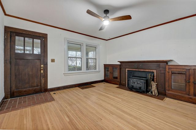 1135 S Ferguson Avenue, Springfield, MO 65807