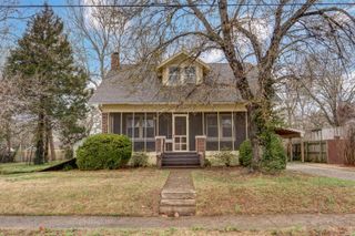 1135 S Ferguson Avenue, Springfield, MO 65807