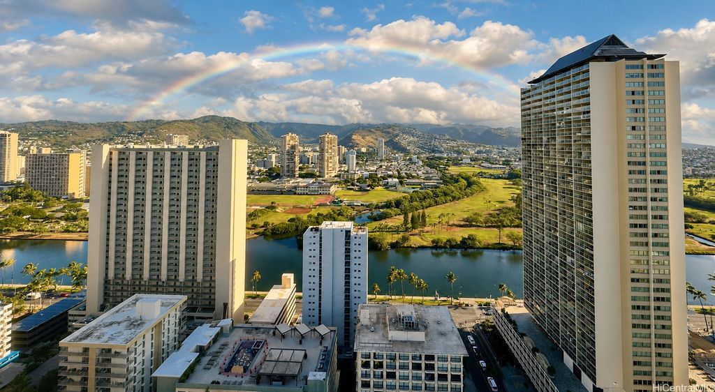 2240 Kuhio Avenue 3105, Honolulu, HI 96815