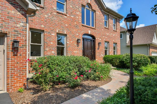 417 Saratoga Drive, Aurora, IL 60502