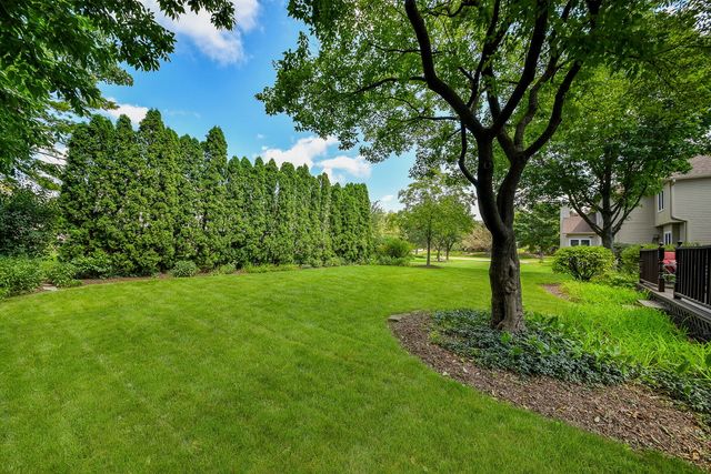 417 Saratoga Drive, Aurora, IL 60502
