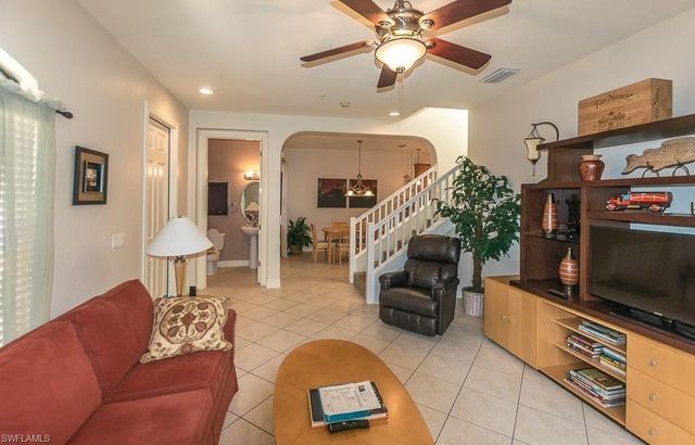 9102 Chula Vista ST 11302, Naples, FL 34113