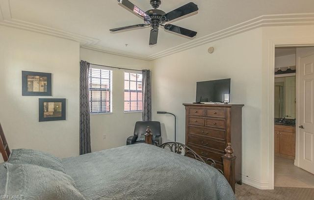9102 Chula Vista ST 11302, Naples, FL 34113