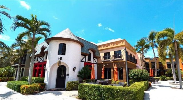 9102 Chula Vista ST 11302, Naples, FL 34113