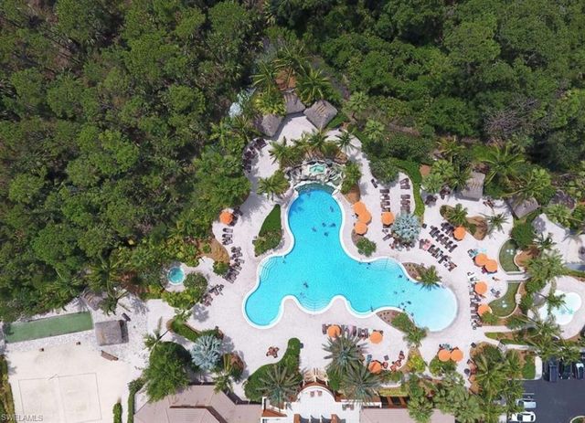 9102 Chula Vista ST 11302, Naples, FL 34113