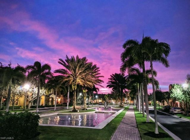 9102 Chula Vista ST 11302, Naples, FL 34113