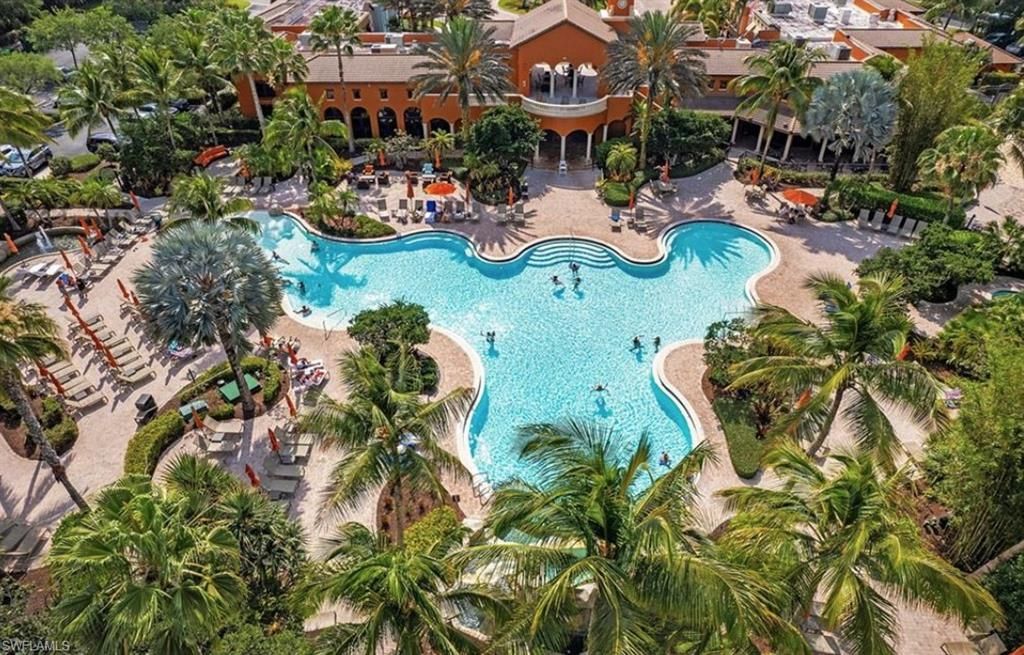 9102 Chula Vista ST 11302, Naples, FL 34113
