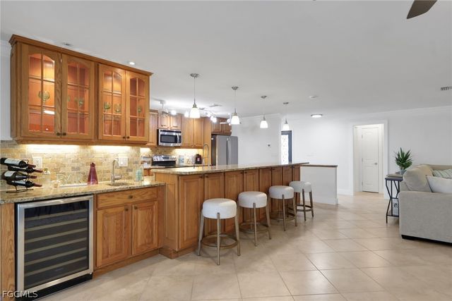 5614 Deauville CT, Cape Coral, FL 33904