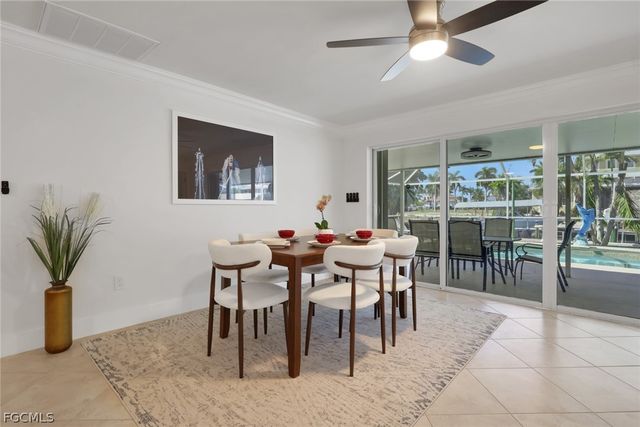 5614 Deauville CT, Cape Coral, FL 33904