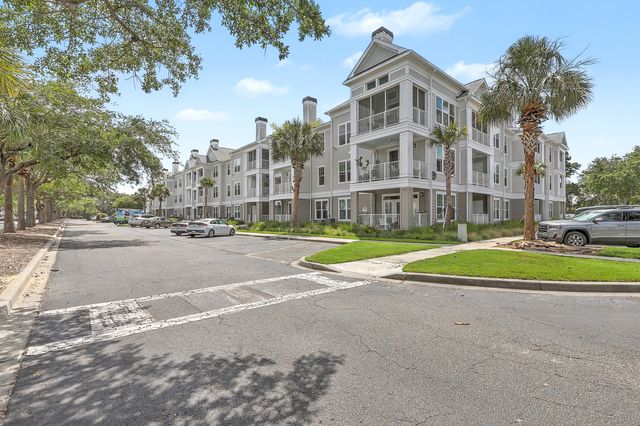 130 River Landing Drive 3120, Charleston, SC 29492