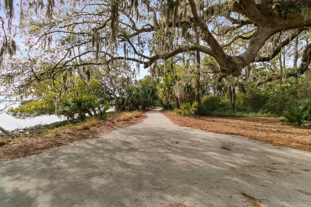 130 River Landing Drive 3120, Charleston, SC 29492