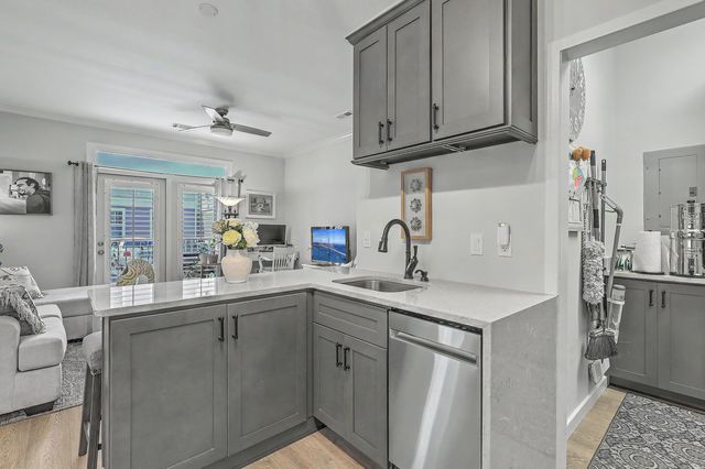 130 River Landing Drive 3120, Charleston, SC 29492