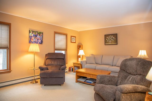 1 Rivers Edge Drive, Morrisonville, NY 12962