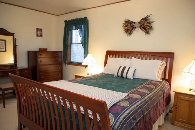 1 Rivers Edge Drive, Morrisonville, NY 12962