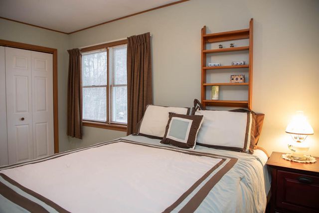 1 Rivers Edge Drive, Morrisonville, NY 12962