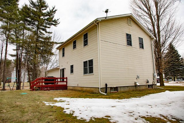 1 Rivers Edge Drive, Morrisonville, NY 12962