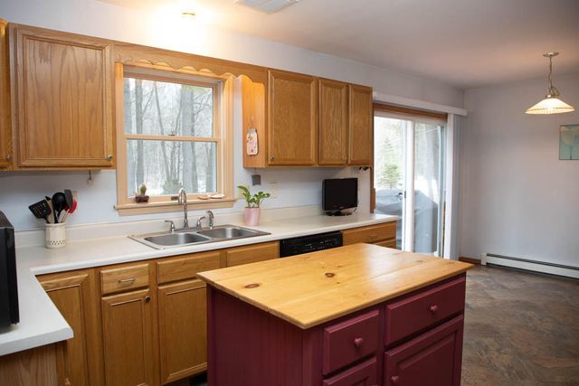 1 Rivers Edge Drive, Morrisonville, NY 12962