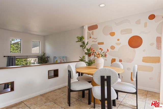 9131 Burnet Avenue 5, North Hills, CA 91343