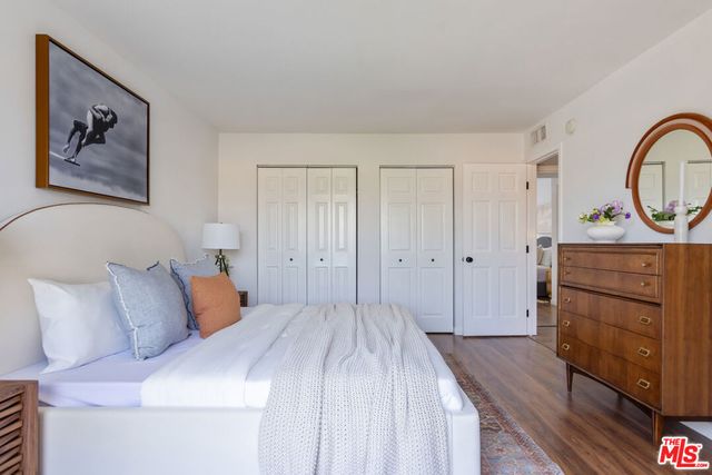 9131 Burnet Avenue 5, North Hills, CA 91343