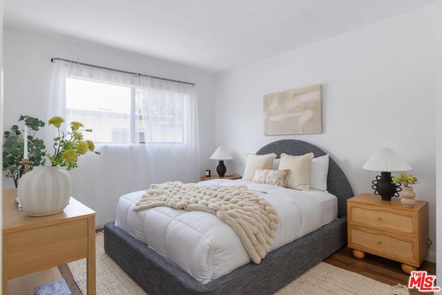 9131 Burnet Avenue 5, North Hills, CA 91343