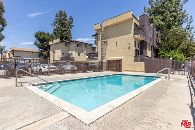 9131 Burnet Avenue 5, North Hills, CA 91343