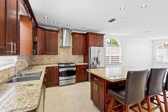 15835 NW 7th Street, Pembroke Pines, FL 33028