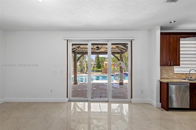 15835 NW 7th Street, Pembroke Pines, FL 33028