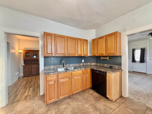 2805 W Maryland Street, Evansville, IN 47720