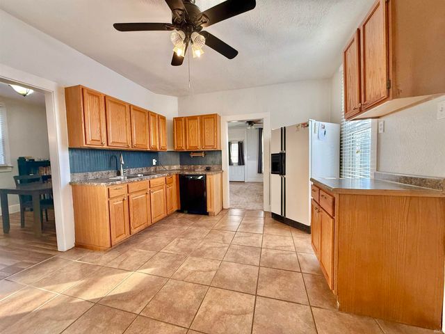 2805 W Maryland Street, Evansville, IN 47720