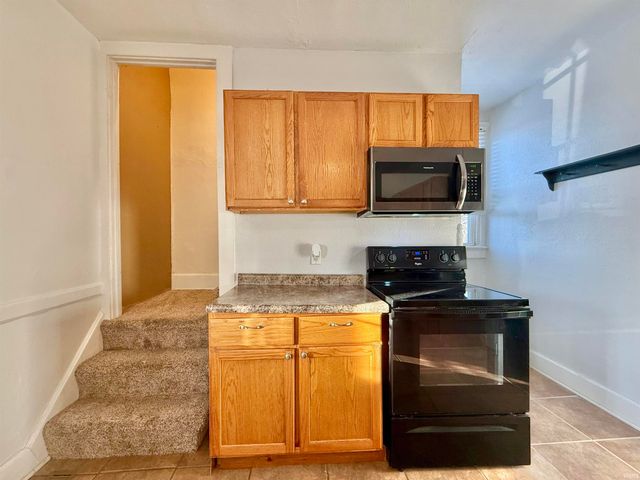 2805 W Maryland Street, Evansville, IN 47720