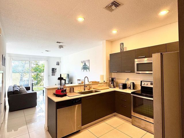 3596 NW 13th Street 3596, Lauderhill, FL 33311