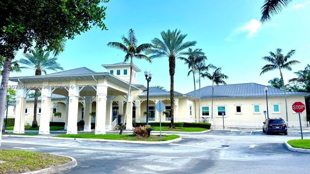 139 NE 26th Ave, Homestead, FL 33033