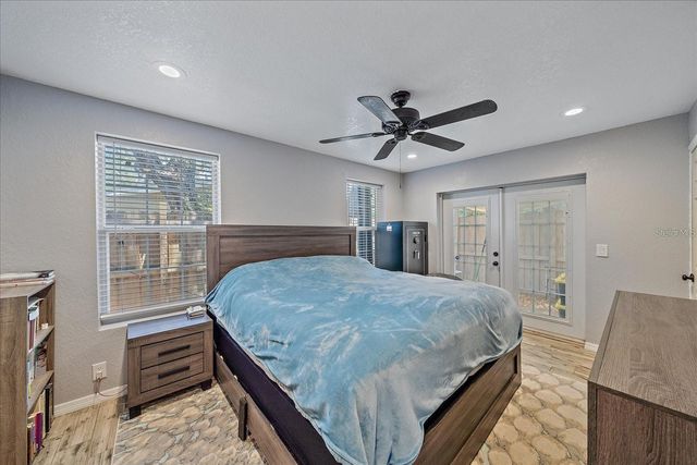 3281 8TH STREET, Sarasota, FL 34237