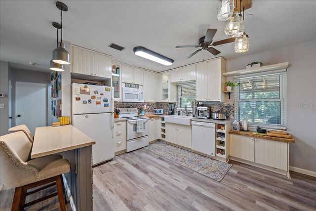 3281 8TH STREET, Sarasota, FL 34237