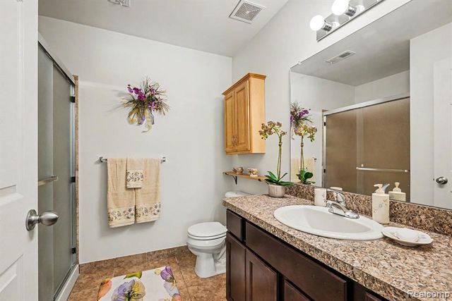 28344 Adler Park Drive, New Baltimore, MI 48051