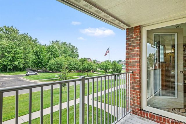 28344 Adler Park Drive, New Baltimore, MI 48051